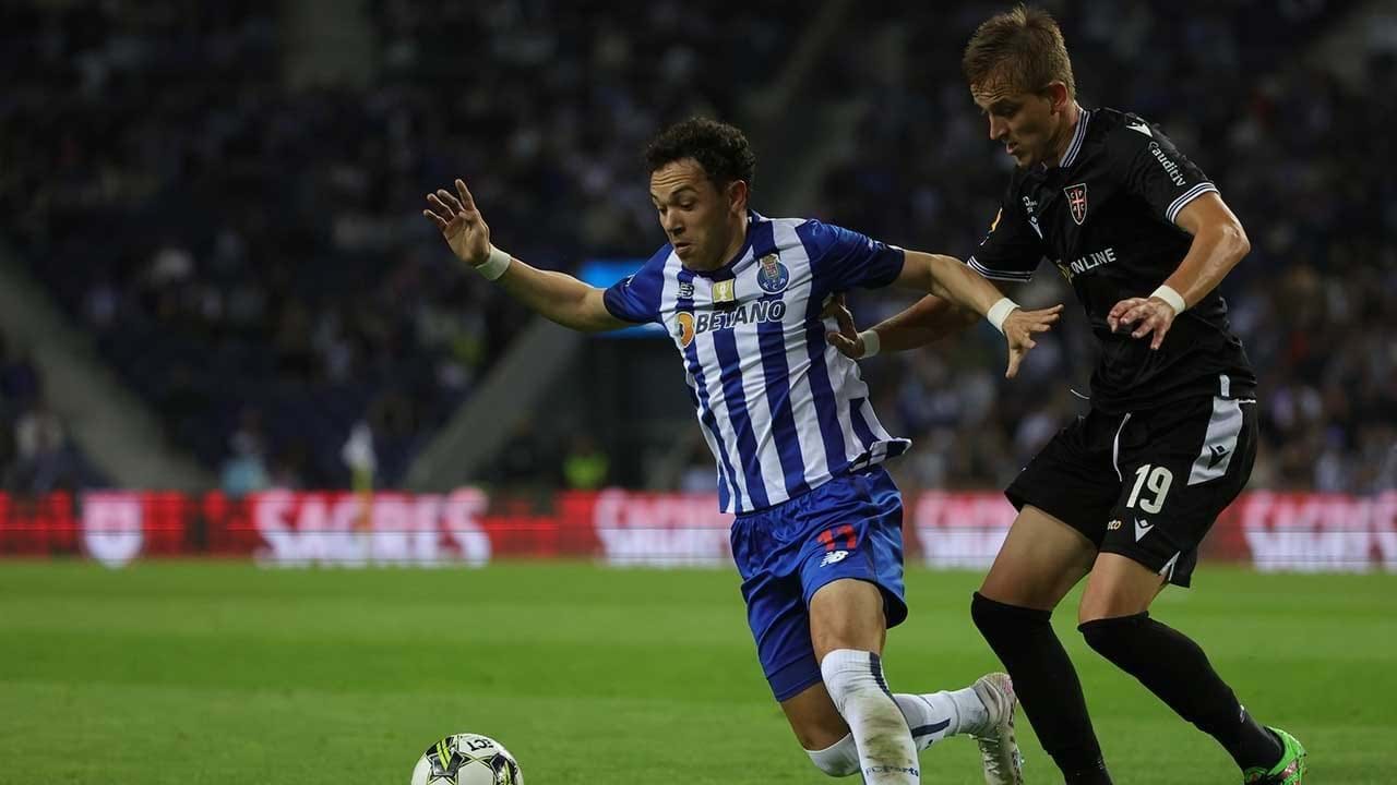 Xavi e o jogo com o FC Porto: «O trabalho do Sérgio Conceição fala por si»  - Barcelona - Jornal Record