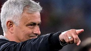 Ex-adjunto garante que Mourinho não muda nas finais: «Nível alto e exigência máxima»