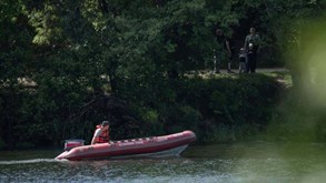 Polícia espanhola encontra corpo de futebolista desaparecido num rio