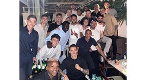 Jogadores do Benfica juntam-se em festa pós-título e há um pormenor que salta à vista