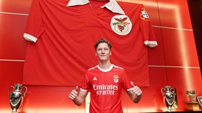 Benfica segura guarda-redes sueco