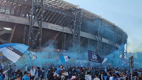 Adeptos do Nápoles já fazem os preparativos para a festa do título no Diego Armando Maradona
