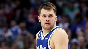 Luka Doncic vai pagar funerais de crianças mortas num tiroteio em Belgrado