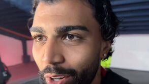 Gabigol responde aos críticos sobre (má) forma física e fala em 'inveja': «Estou muito gostoso»