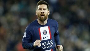 Ex-treinador do PSG condena atitude do clube: «Em Messi não se toca, não o merecemos»