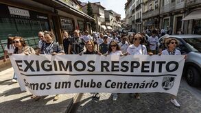 «Exigimos Respeito»: adeptos do V. Guimarães manifestaram-se antes do jogo com o Vizela