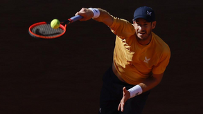 Andy Murray conquista torneio em Aix-en-Provence e volta a erguer um troféu em terra batida 7 anos depois