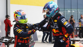 Verstappen vence GP de Miami após sair do 9.º lugar e aumenta vantagem para Pérez no Mundial