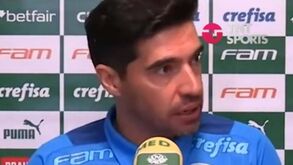 Abel Ferreira não gostou dos 'olés' na goleada do Palmeiras: «É desrespeitar o adversário»
