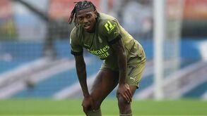 Lesão nos adutores deixa Leão em dúvida para a Champions