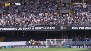 Adepto que sofreu queda aparatosa no V. Guimarães-Vizela encontra-se livre de perigo