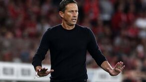 Roger Schmidt junta-se a Rúben Amorim na lista de candidatos a suceder Mourinho na Roma