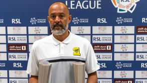 Nuno Espírito Santo recebe prémios de melhor treinador de março e abril da Liga saudita