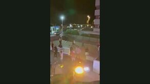 As imagens da rixa em Maiorca após a final da Champions de futsal: sete adeptos do Sporting libertados sob fiança