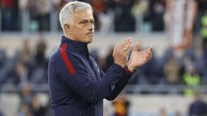 Mourinho foi ver os juniores e acabou a dar palestra que virou jogo com a Fiorentina