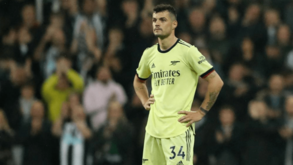 Granit Xhaka pode deixar Arsenal e rumar ao Bayer Leverkusen 