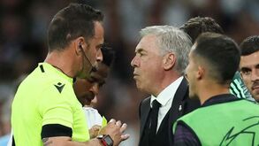 Exibição de Artur Soares Dias no Real Madrid-Manchester City divide árbitros Record