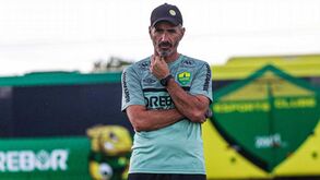 Ivo Vieira deixa comando técnico do Cuiabá