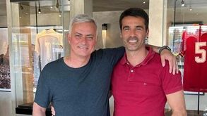 Nélson Veríssimo após ser recebido por Mourinho no centro de estágio da Roma: «Figura ímpar»