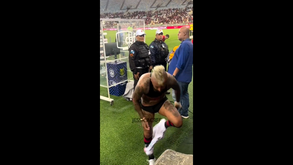 «O que é isto, Jesus?»: Vidal acabou Flamengo-Goiás... em cuecas