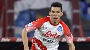 Hirving Lozano falha resto da época devido a lesão