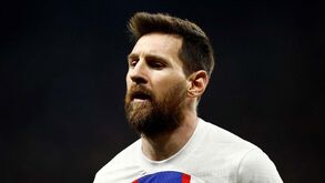 Messi quebra silêncio após viagem e castigo do PSG