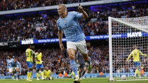 Erling Haaland eleito jogador do ano da Premier League pelos jornalistas 