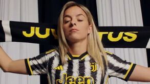 Juventus apresenta a nova camisola para 2023/24 que promete dar que falar