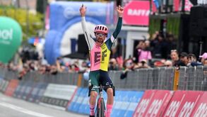 Ben Healy ganha 8.ª etapa do Giro: Leknessund segura a rosa e João Almeida mantém o 4.º lugar