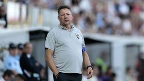 Paulo Sérgio irritado com erros do Portimonense: «Oferecemos o jogo ao Benfica»