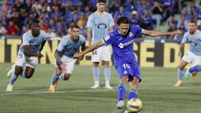 Enes Ünal é alvo do Benfica para o ataque
