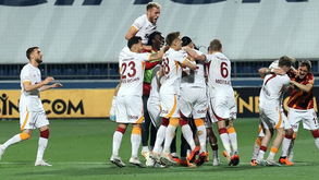 Turquia: Galatasaray pressiona Jesus