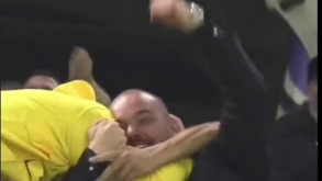 Campeões europeus do Inter de Mourinho 'loucos' no meio da claque