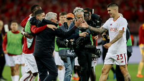José Mourinho: «Não gosto de celebrar na cara dos amigos. Xabi Alonso é um dos meus...»
