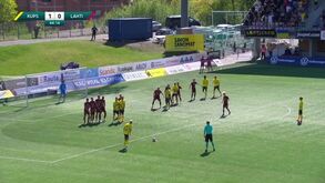 Bola direta na 'gaveta': um golaço de livre vindo da Finlândia