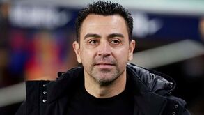 Xavi e os insultos racistas a Vinícius Jr: «Neste assunto não há clubes, temos de condenar os atos»