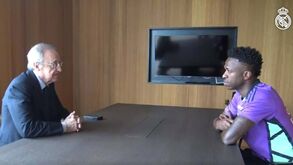 Florentino Pérez reúne-se com Vinícius Júnior após insultos racistas em Valência
