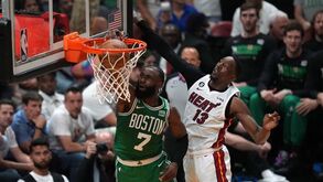 Celtics ganham em Miami e continuam na corrida à final da NBA