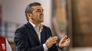 Benfica visita inferno de Ovar