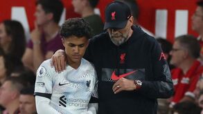 Klopp admite emprestar Fábio Carvalho mas revela: «Nenhum jogador me impressionou mais do que ele»
