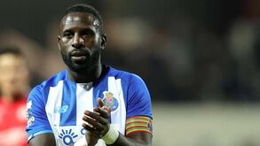 Silvestre Varela termina a carreira