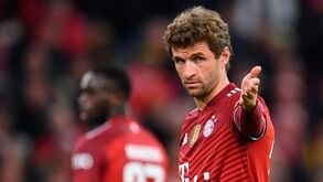 Bronca no Bayern Munique continua: Müller e Tuchel criticam despedimentos publicamente
