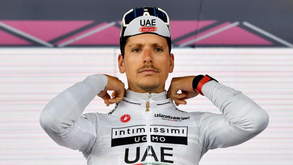 José Azevedo enaltece 