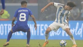 Tanlongo joga contra a Nigéria no Mundial de Sub-20