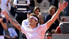'Qualifier' brasileiro afasta Daniil Medvedev na 1.ª ronda de Roland Garros