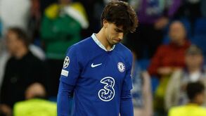 João Félix entre 15: a 'varridela' que Pochettino conta dar no Chelsea este verão