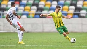Ricardo Alves renova com o Tondela até 2025