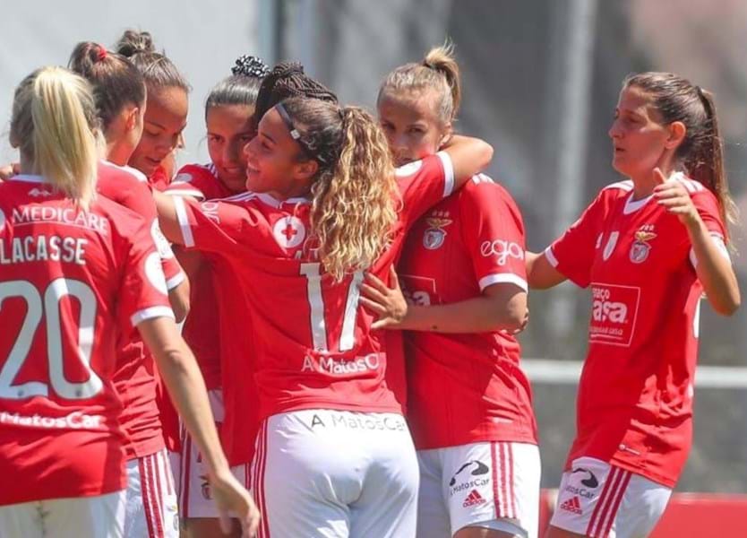 19 vitórias em 20 jogos, 92 golos marcados, só cinco sofridos: Benfica  vence em Gaia e sagra-se tricampeão nacional de futebol feminino –  Observador