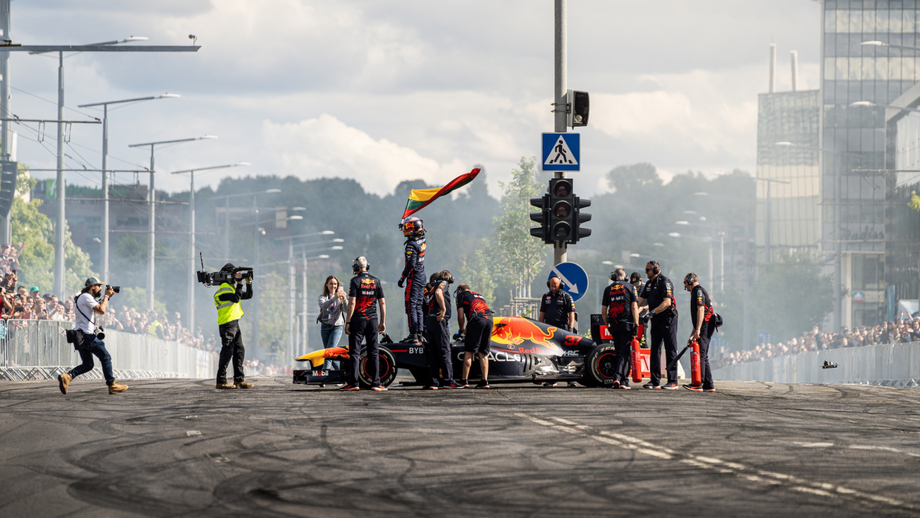 Red Bull Showrun Lisboa 'traz' Fórmula 1 de volta a Portugal