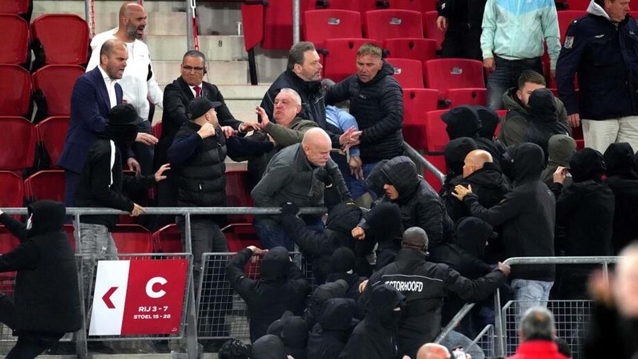 AZ Alkmaar pede desculpas ao West Ham e promete punir responsáveis pelas agressões